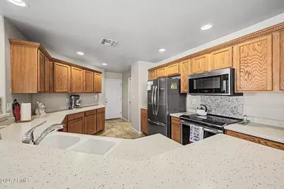 4202 E Broadway Road #16, Mesa, AZ 85206 - Photo 10