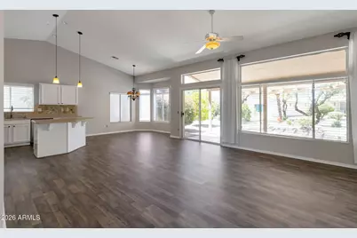15653 W Monterey Way, Goodyear, AZ 85395 - Photo 2
