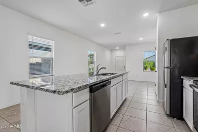 9737 W Agora Lane, Tolleson, AZ 85353 - Photo 4