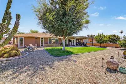 9418 W Indian Hills Drive, Sun City, AZ 85351 - Photo 4