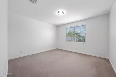 4121 S 67th Drive, Phoenix, AZ 85043 - Photo 8