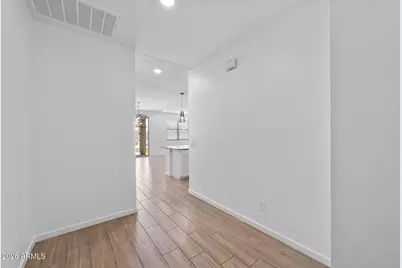 4121 S 67th Drive, Phoenix, AZ 85043 - Photo 2