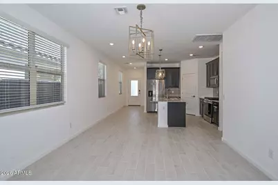 14203 W Voltaire Street, Surprise, AZ 85379 - Photo 2