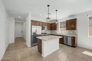 17865 W Daley Ln, Surprise, AZ 85387 - Photo 10