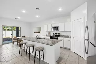 10337 N 156th Dr, Waddell, AZ 85355 - Photo 8