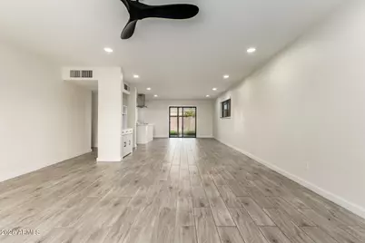 3700 W Keim Drive, Phoenix, AZ 85019 - Photo 6