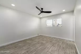 3700 W Keim Dr, Phoenix, AZ 85019 - Photo 14