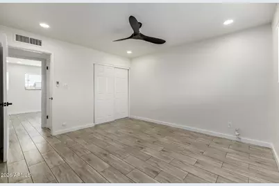3700 W Keim Drive, Phoenix, AZ 85019 - Photo 12