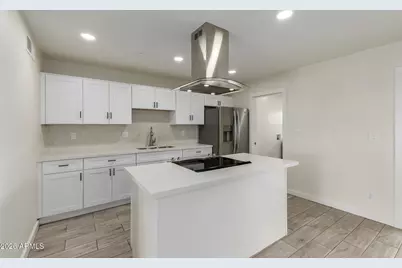 3700 W Keim Drive, Phoenix, AZ 85019 - Photo 8