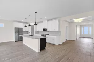 11421 N 50th Ln, Glendale, AZ 85304 - Photo 8