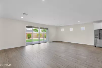 11421 N 50th Lane, Glendale, AZ 85304 - Photo 10