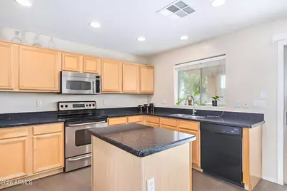21100 N Alma Drive, Maricopa, AZ 85138 - Photo 8