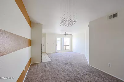 11640 N 51st Avenue #212, Glendale, AZ 85304 - Photo 6