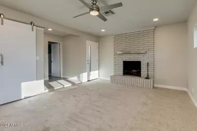 554 W 19th Street, Tempe, AZ 85281 - Photo 26