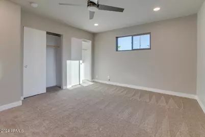 554 W 19th Street, Tempe, AZ 85281 - Photo 32