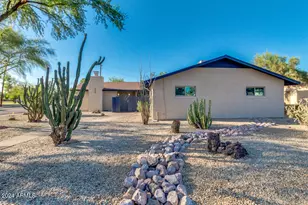 554 W 19th St, Tempe, AZ 85281 - Photo 2