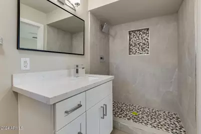 554 W 19th Street, Tempe, AZ 85281 - Photo 40