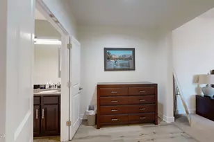 945 E Playa Del Norte Dr, Tempe, AZ 85288 - Photo 16