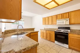 4921 W Behrend Dr, Glendale, AZ 85308 - Photo 8