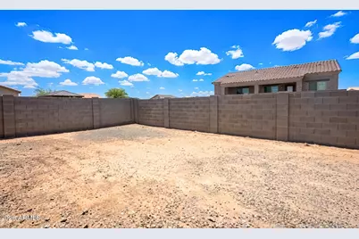 15196 S Avalon Road, Arizona City, AZ 85123 - Photo 4