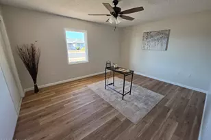 10821 W Amber Trail, Sun City, AZ 85351 - Photo 16