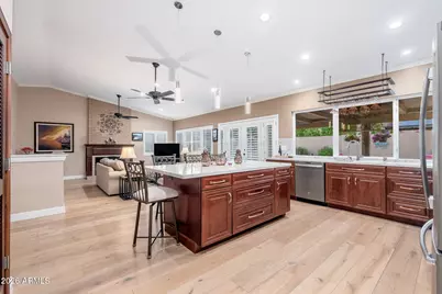 5726 E Everett Drive, Scottsdale, AZ 85254 - Photo 4