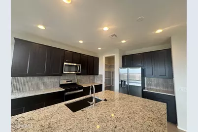 7053 W Oberlin Way, Peoria, AZ 85383 - Photo 10