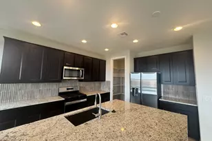 7053 W Oberlin Wy, Peoria, AZ 85383 - Photo 10