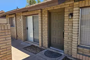 35 W Concorda Dr, Tempe, AZ 85282 - Photo 1