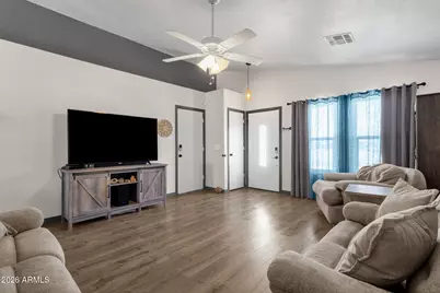 11452 W Obregon Drive, Arizona City, AZ 85123 - Photo 6
