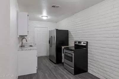 3111 W Jefferson Street #1, Phoenix, AZ 85009 - Photo 1