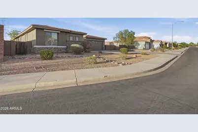 10650 W Electra Lane, Peoria, AZ 85383 - Photo 2