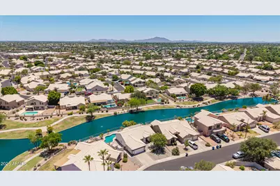 373 W Primoroso Drive, Gilbert, AZ 85233 - Photo 40