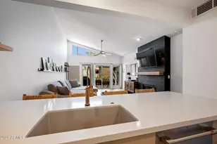 1220 E Bluebell Ln, Tempe, AZ 85288 - Photo 10