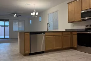 32417 N 122nd Ln, Peoria, AZ 85383 - Photo 4