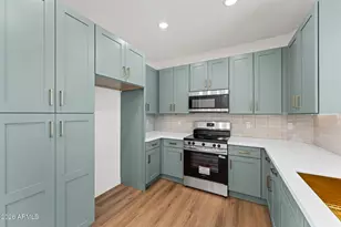 1943 W Davis Rd, Phoenix, AZ 85023 - Photo 2