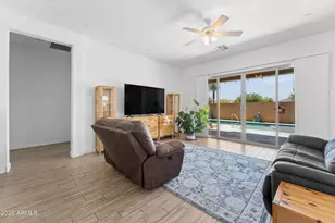 9829 E Thistle Ave, Mesa, AZ 85212 - Photo 10