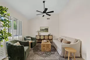 10008 E Sunnyslope Ln, Scottsdale, AZ 85258 - Photo 6