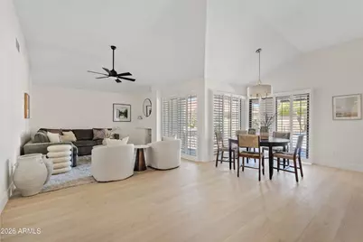 10008 E Sunnyslope Lane, Scottsdale, AZ 85258 - Photo 12