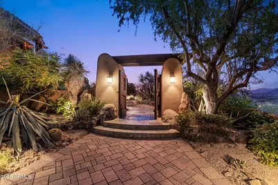 11237 E Troon Mountain Drive, Scottsdale, AZ 85255 - Photo 12