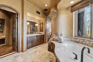11237 E Troon Mountain Dr, Scottsdale, AZ 85255 - Photo 30