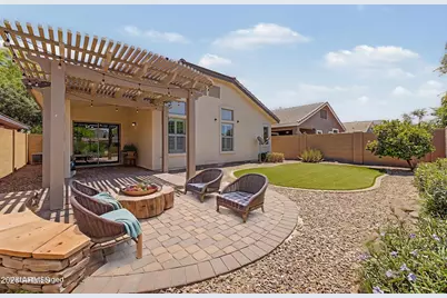 4207 E Sandy Way, Gilbert, AZ 85297 - Photo 8
