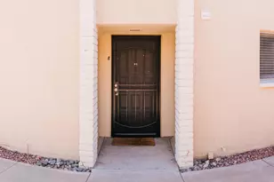 4925 N 73rd St, Scottsdale, AZ 85251 - Photo 2