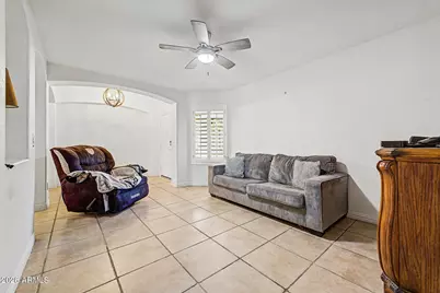 8387 W Luke Avenue, Glendale, AZ 85305 - Photo 6