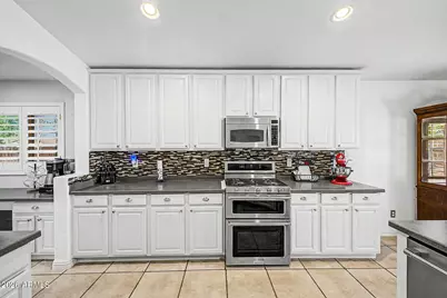 8387 W Luke Avenue, Glendale, AZ 85305 - Photo 14