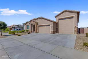 24346 N 170th Ln, Surprise, AZ 85387 - Photo 2
