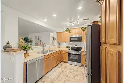 11571 W Purdue Avenue, Youngtown, AZ 85363 - Photo 8