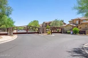 3954 E Melinda Dr, Phoenix, AZ 85050 - Photo 2