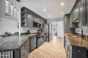 3915 E Yucca St, Phoenix, AZ 85028 - Photo 2