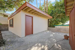 1341 E Orchid Ln, Phoenix, AZ 85020 - Photo 32